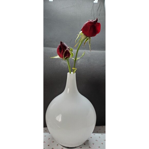 Mouth Blown White Bud Vase  6.5" Tall - Picture 1 of 6